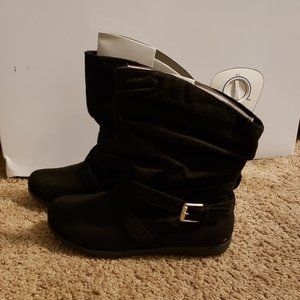 New Women's  Rampage Boots, Size 7.5 M